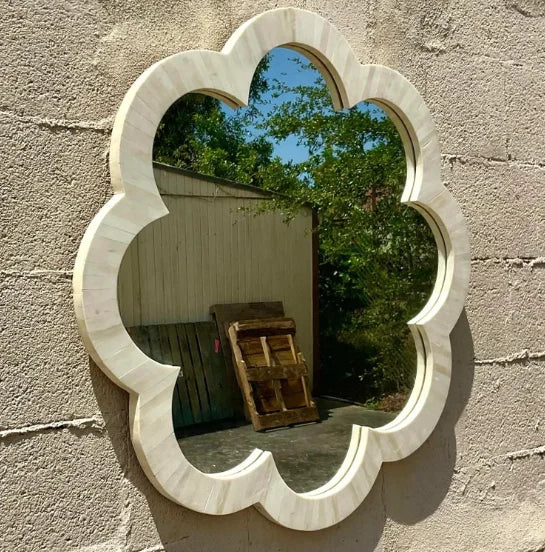 Handmade Art Deco Ivory Frame Luxury Eco-Friendly Lighted Wedding Wall Mirror with Bone Inlay Design Best Seller Home Decor
