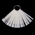 50PCS Fan shaped False Nail Swatch Sticks Nail Polish Practice Display Art Tips Nail Sample Sticks With Metal Split Ring