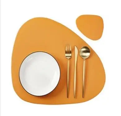 Inyahome Irregular Shape PU Leather Placemats Set Oil-Proof Waterproof for Kitchen Tables Bistro Tables Bars Coffee Shops Hotels
