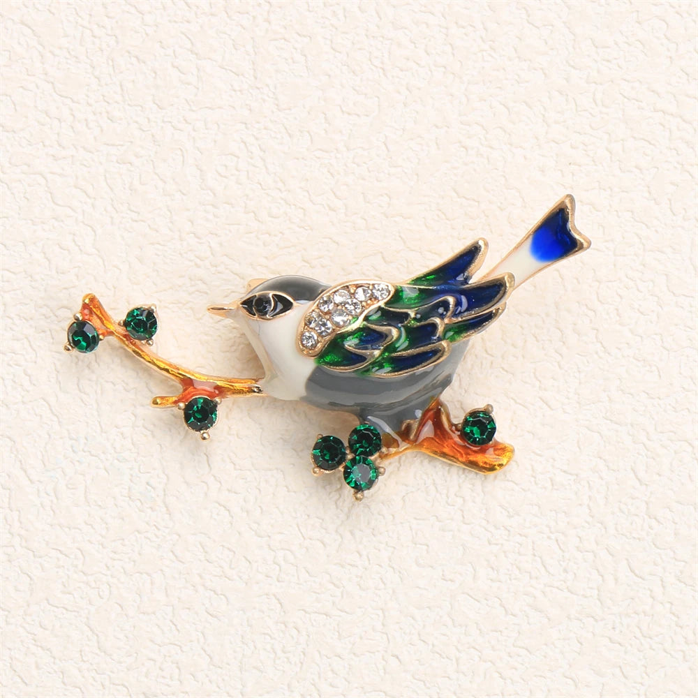 Women New Trendy Brooch Extra-Large Rhinestone Peacock Animal Bird Dog Conch Enamel Pin Jacket Jewelry Accessory