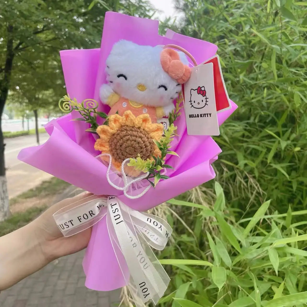 Genuine Sanrio Plush Toy My Melody Kuromi Cinnamoroll Hellokitty With Crochet Flowers Handmade Bouquets Christmas Birthday Gifts