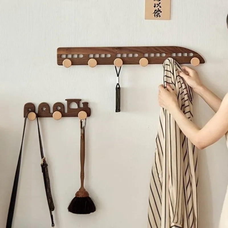 Walnut Wood Coat Racks Creative Locomotive Clothes Hook Retro Living Room Simple Wall Storage Hook Home Decoration Accessories