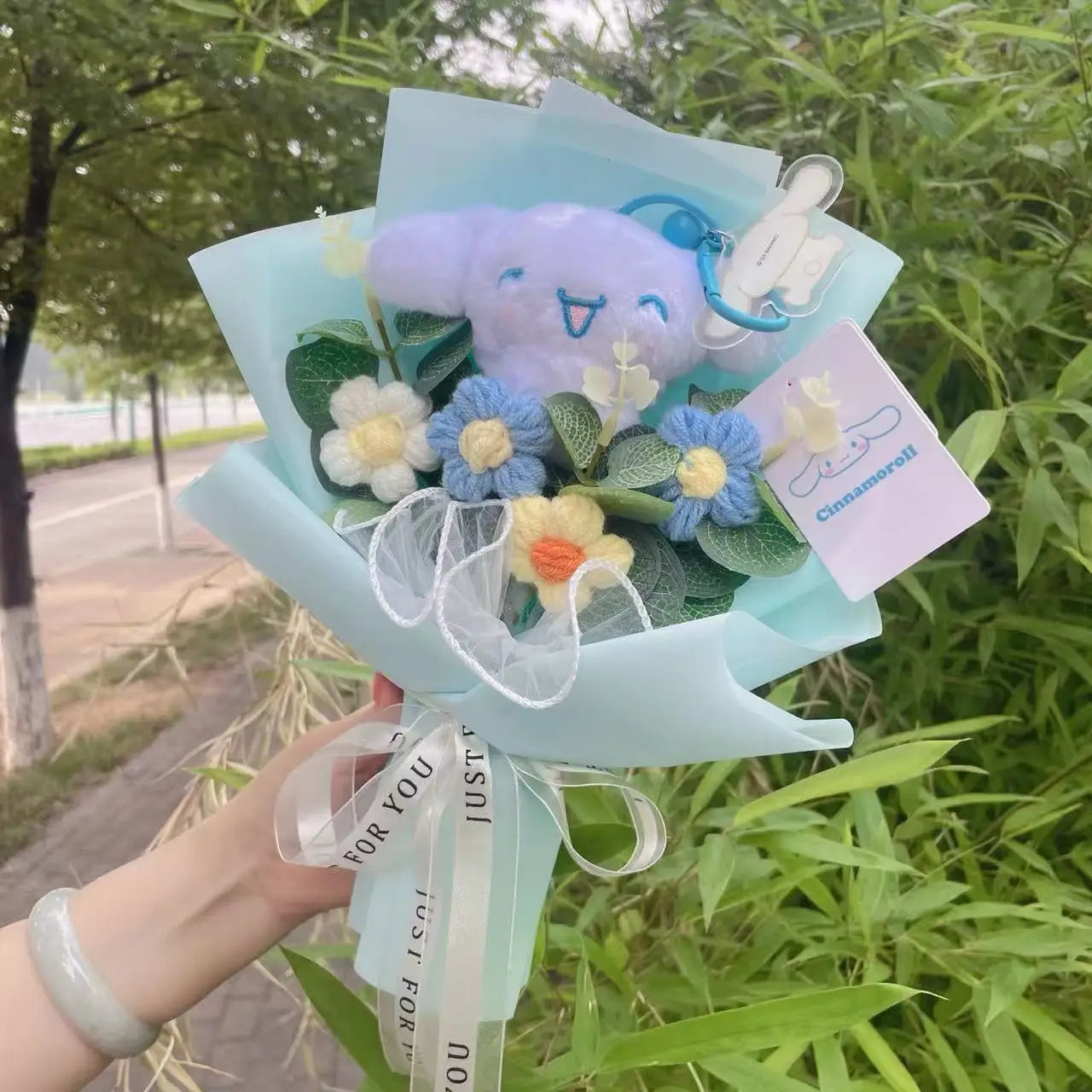 Genuine Sanrio Plush Toy My Melody Kuromi Cinnamoroll Hellokitty With Crochet Flowers Handmade Bouquets Christmas Birthday Gifts