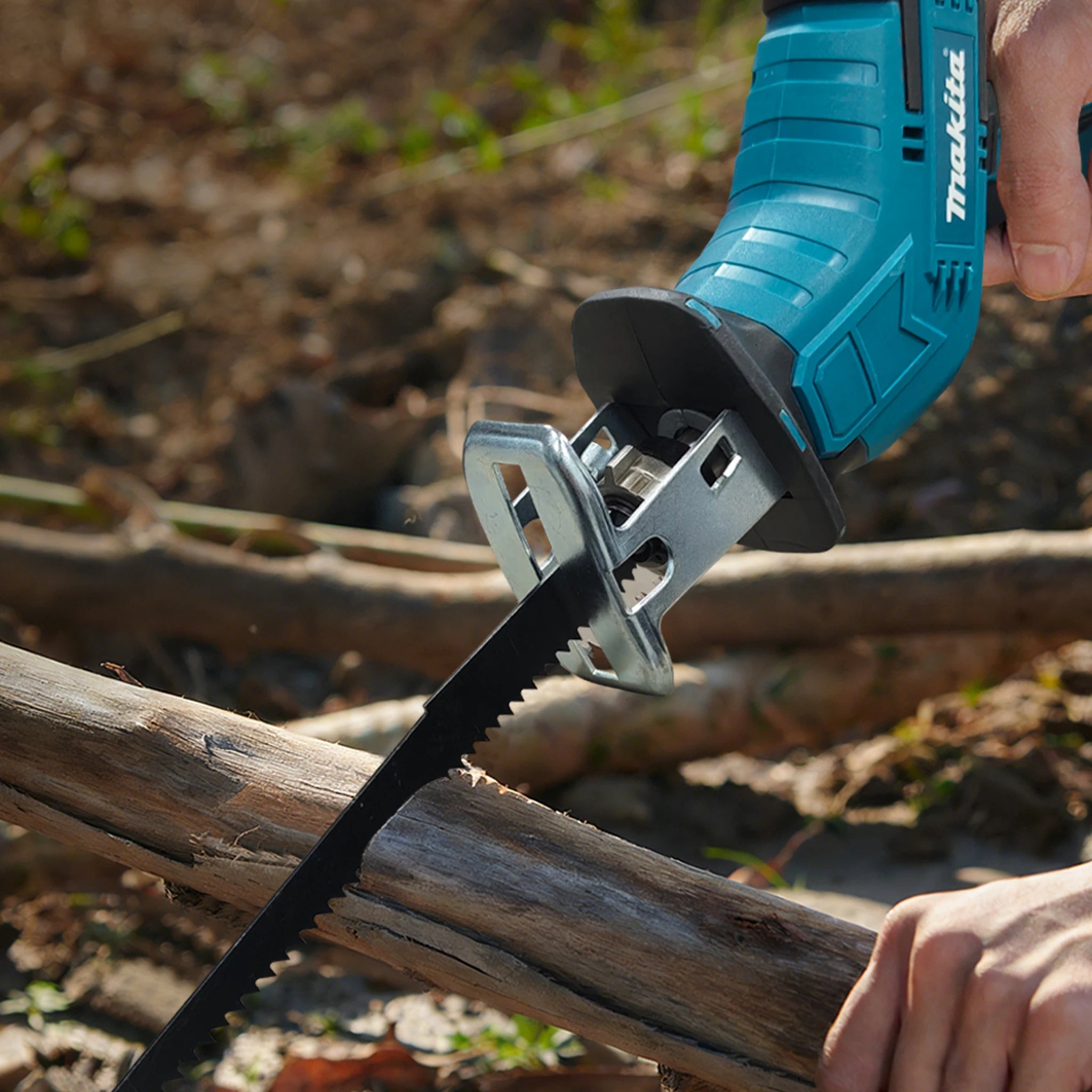 Makita ML-505 Cordless Reciprocating Saw Electric Chain Saw Portable Power Tool for Wood Metal Pipe Cutting