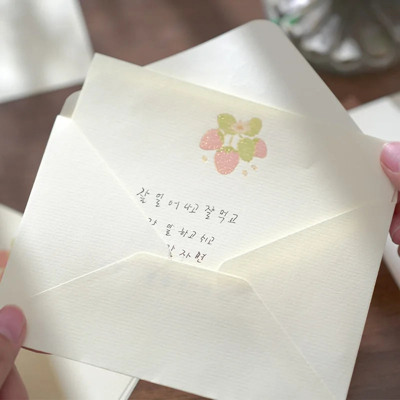 4 Envelopes + 2 Letter Papers Set, Simple Literary Stationery Set, Journal Letter Greeting Card Decor Material