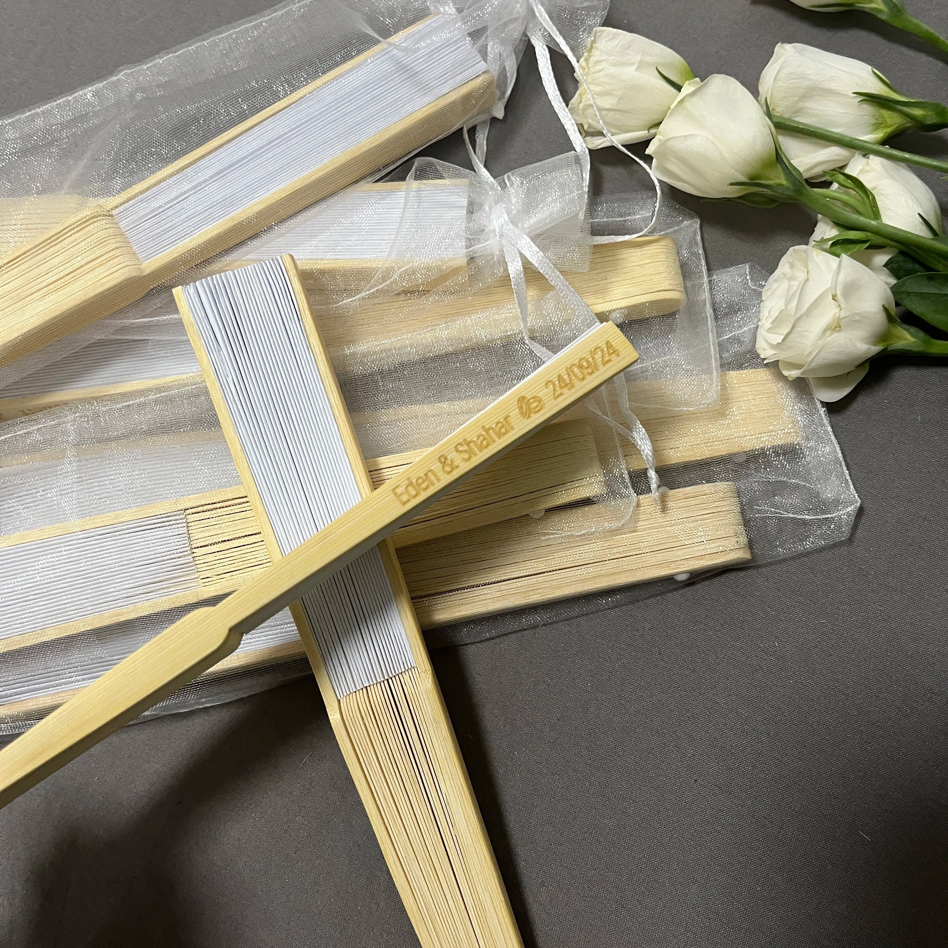20/50/80 Personalized Engraved White Folding Elegant Paper Fan with Gift bag with organza & Portable Party Wedding Supplies Fan
