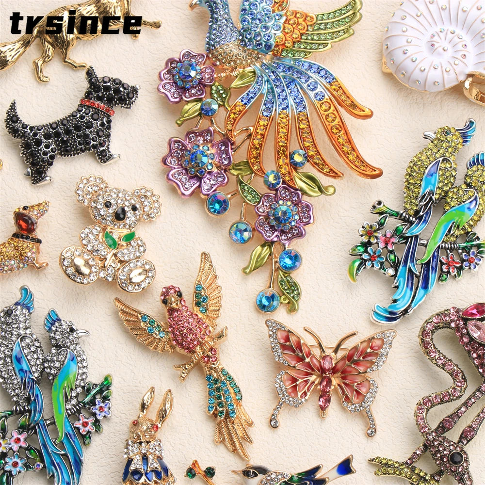 Women New Trendy Brooch Extra-Large Rhinestone Peacock Animal Bird Dog Conch Enamel Pin Jacket Jewelry Accessory