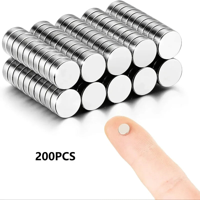 Mini 3mmX1mm Small Round Magnet 0.118 "x0.039" Magnet, Magnet 3 * 1mm Suitable for Sticker Fasteners, Office, Refrigerator